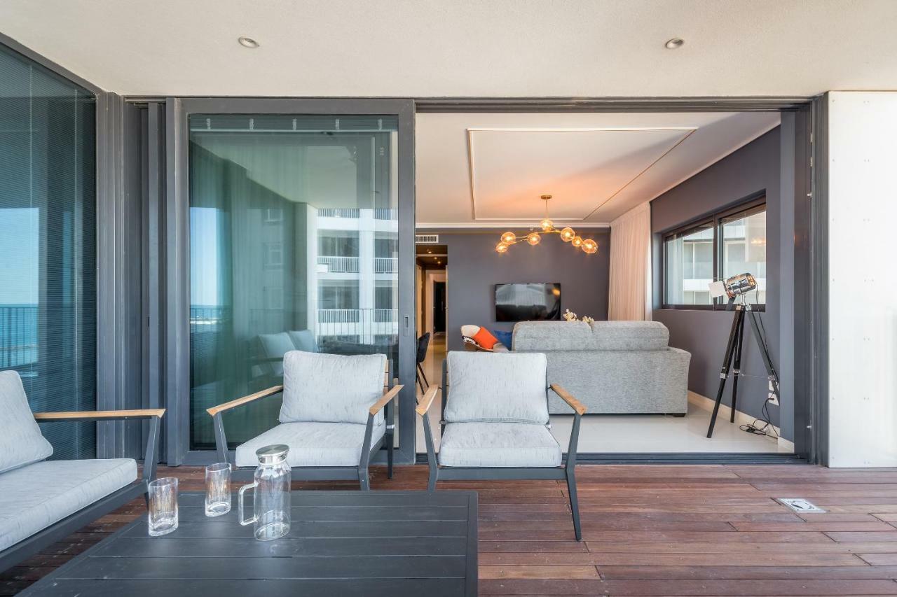 Front Of Beach - Trumpeldor Street Tel Aviv Exterior photo